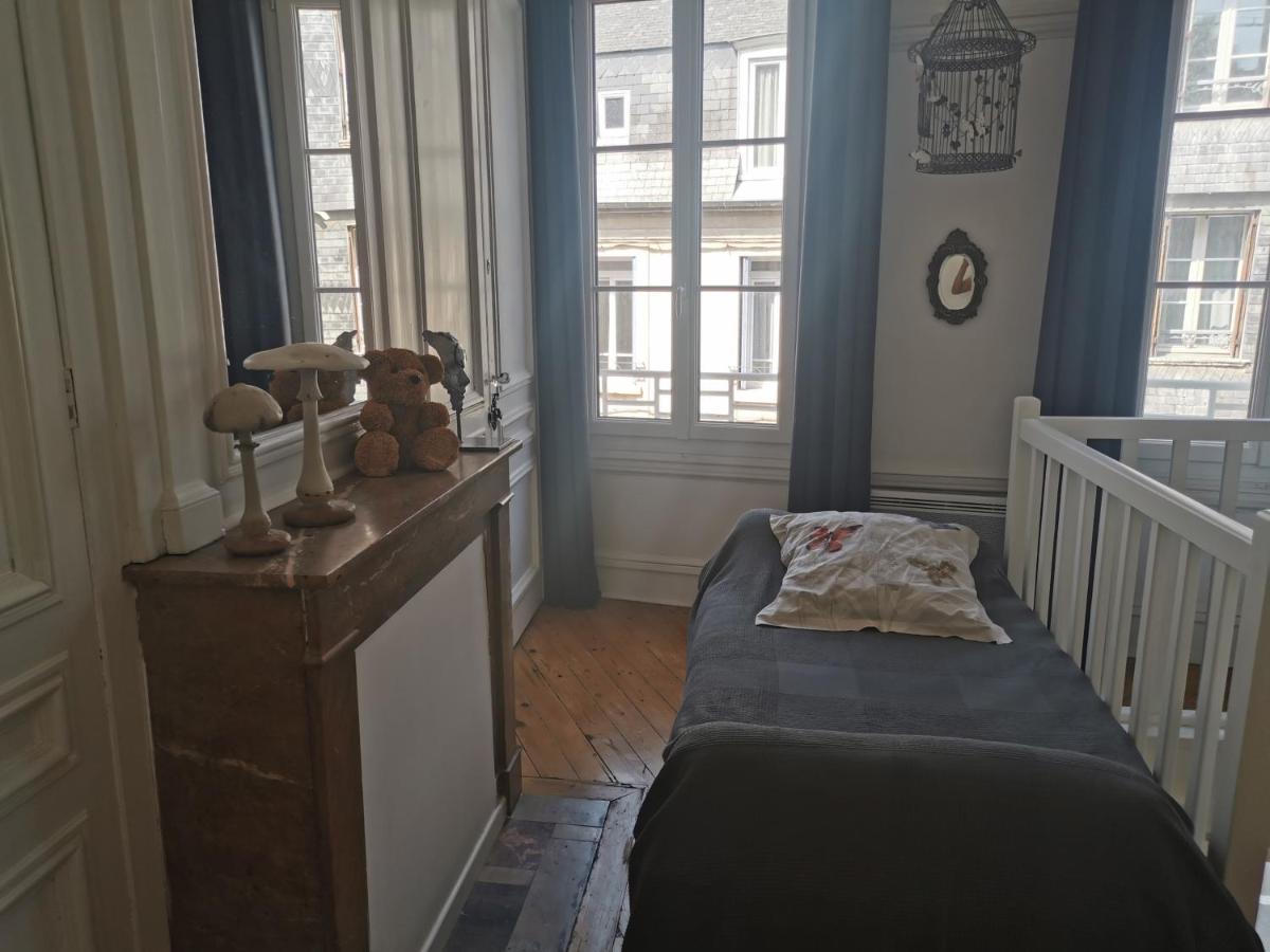 Les Papillons De St Leonard Apartman Honfleur Kültér fotó